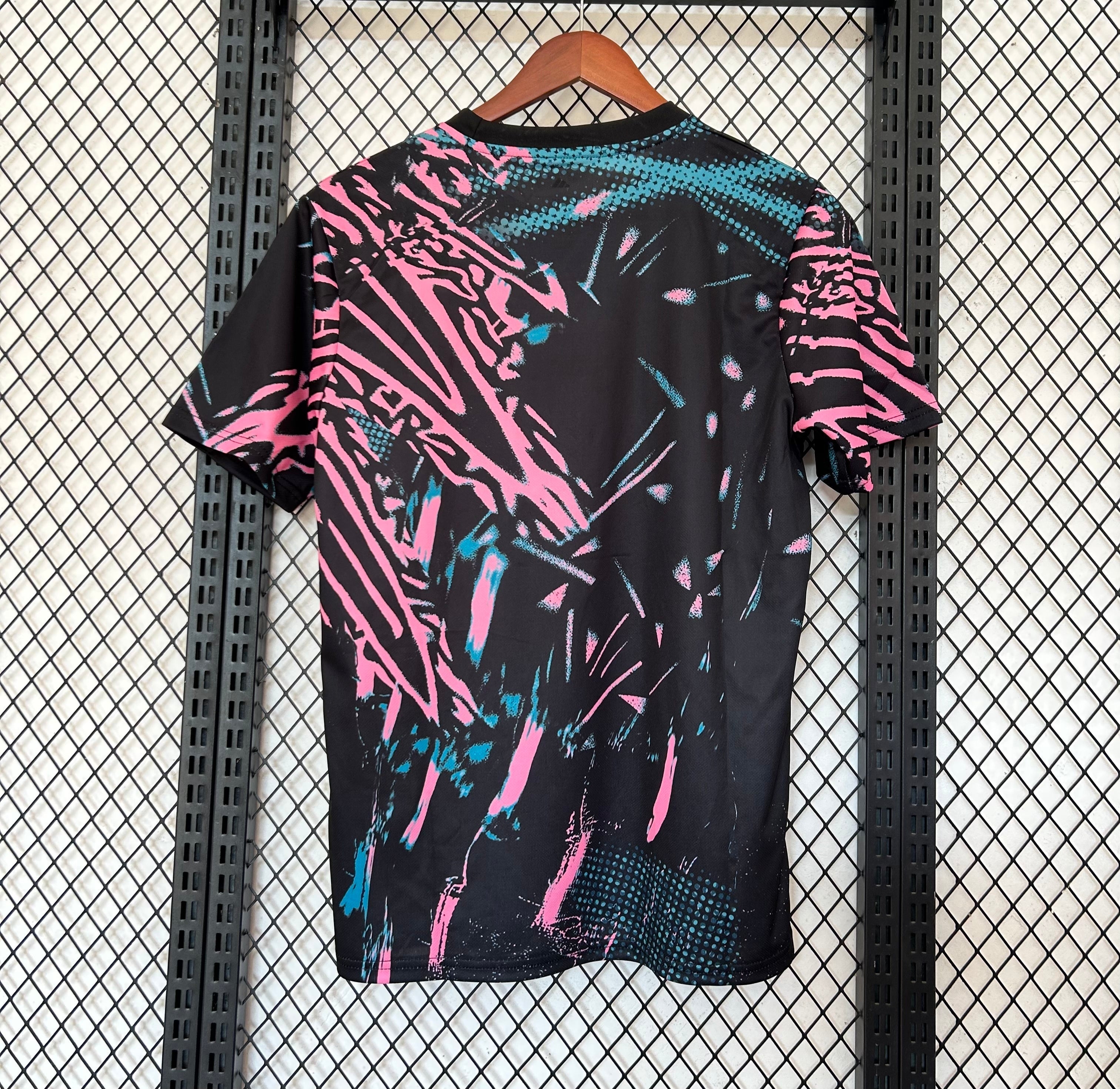 Camisola pré-jogo Liverpool 2026/27
