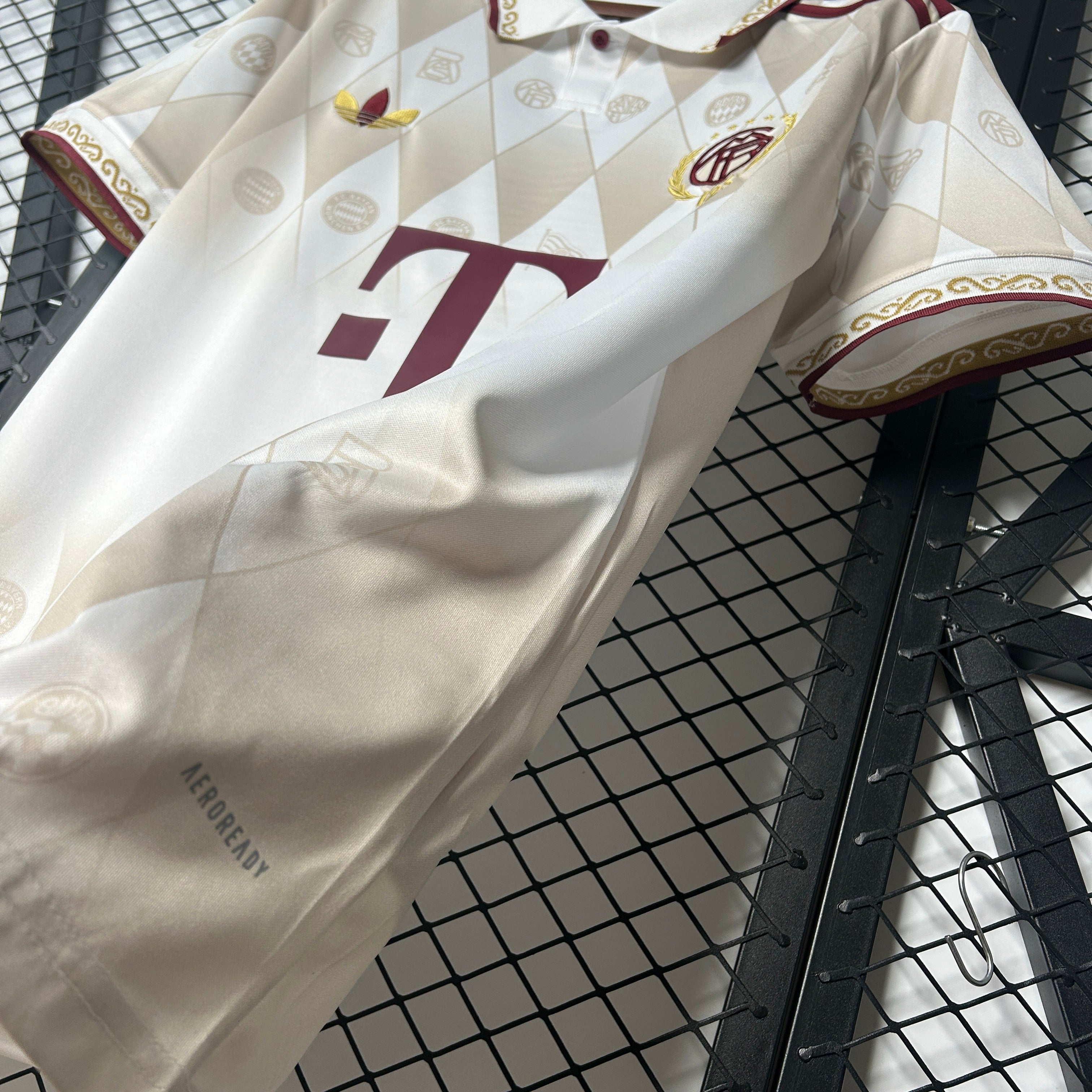 Maglia Bayern Monaco 25/26 - Edizione Speciale