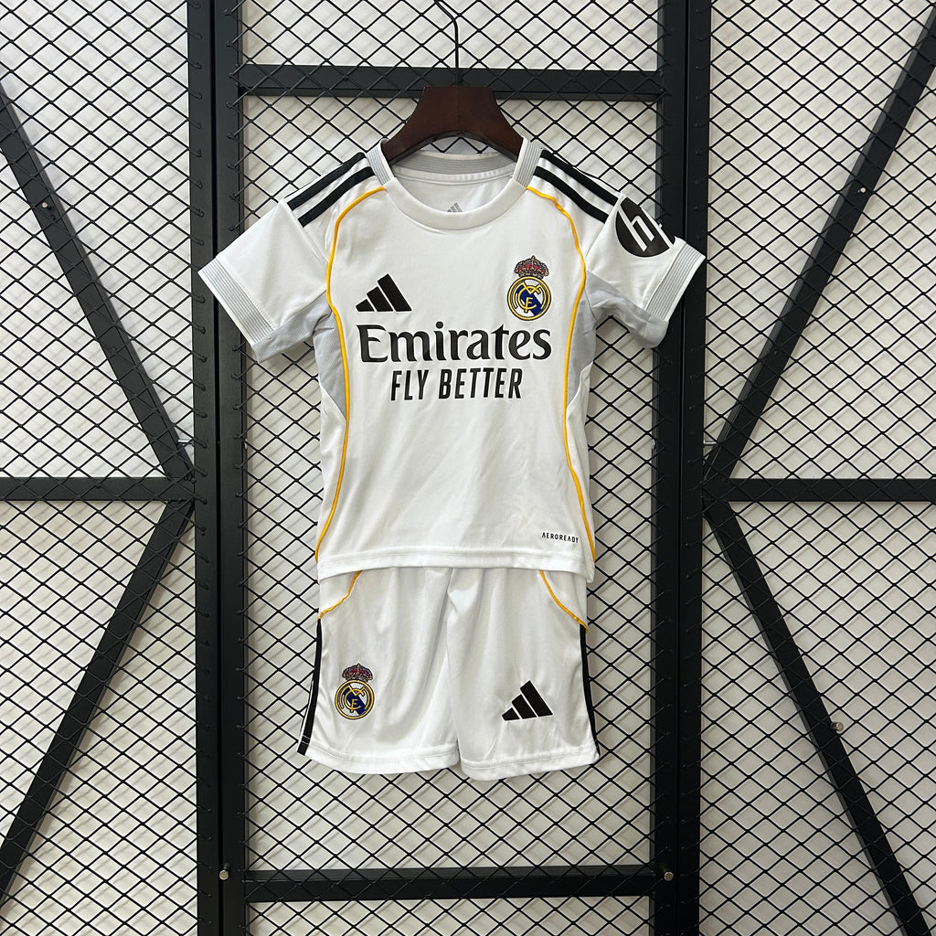 T-shirt e Pantaloncini Bambino Real Madrid Home 2025/26