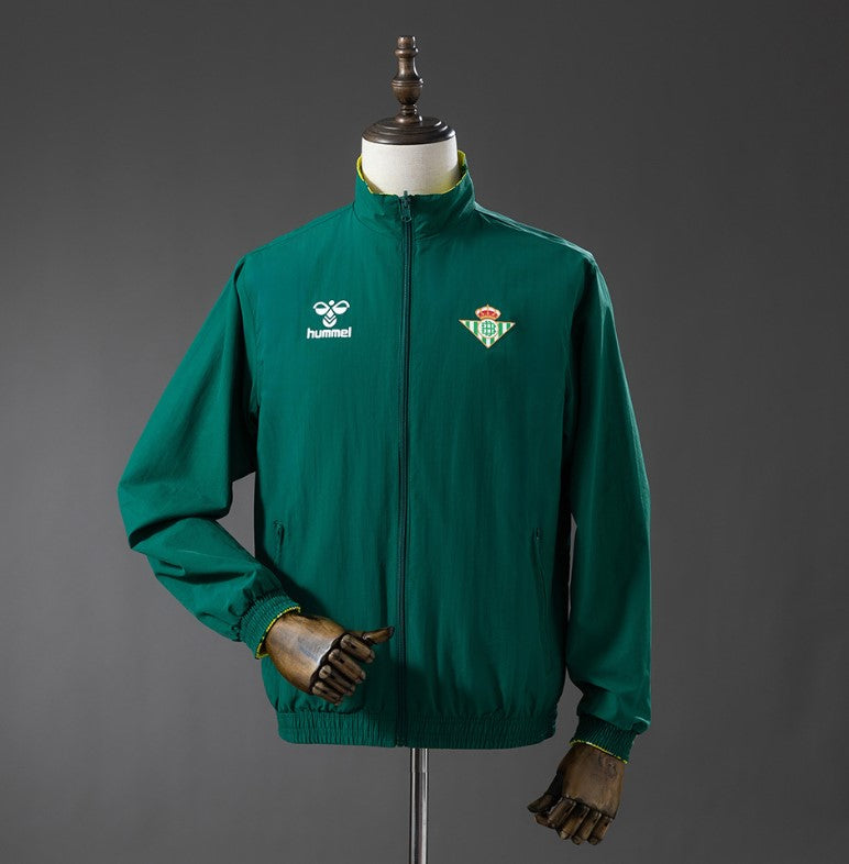 Casaco impermeável reversível Real Betis 2026