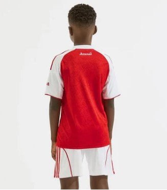 T-shirt e Pantaloncini Bambino Arsenal Home 2025/26 - Con Calzettoni
