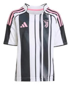 T-shirt e Pantaloncini Bambino Juventus Home 2025/26 - Con Calzettoni