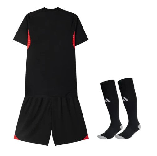 Kit Infantil SL Benfica treino 2025/26 - Com meias