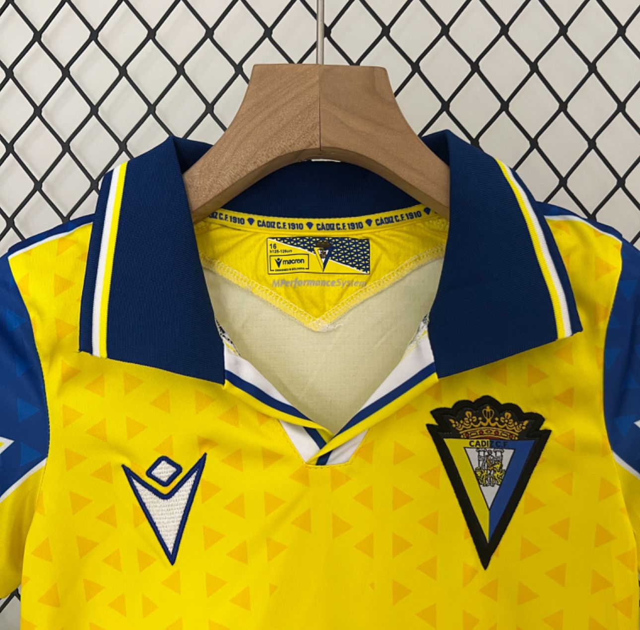 T-shirt e Pantaloncini Bambino Cádiz CF Home 2024/25