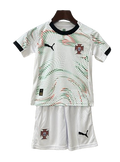 T-shirt e Pantaloncini Bambino Portogallo Away 2025/26